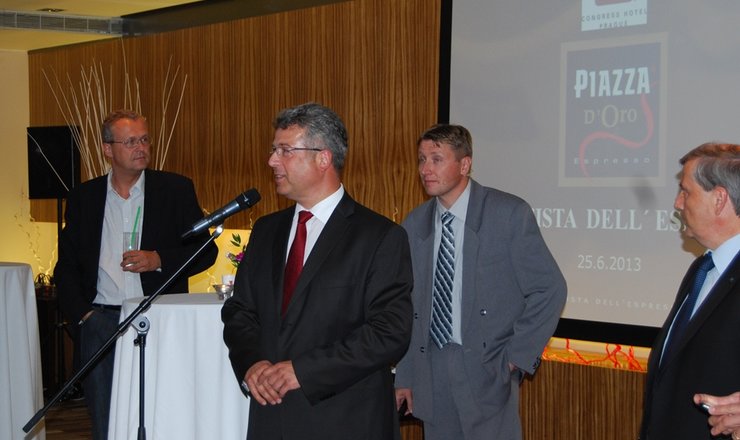 VEČER S CHUTÍ KÁVY A ORIENTU V HOTELU CLARION