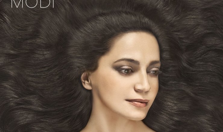 LUCIE BÍLÁ PŘEDSTAVILA NOVÉ ALBUM I KNIHU V SIDDHARTA CAFÉ